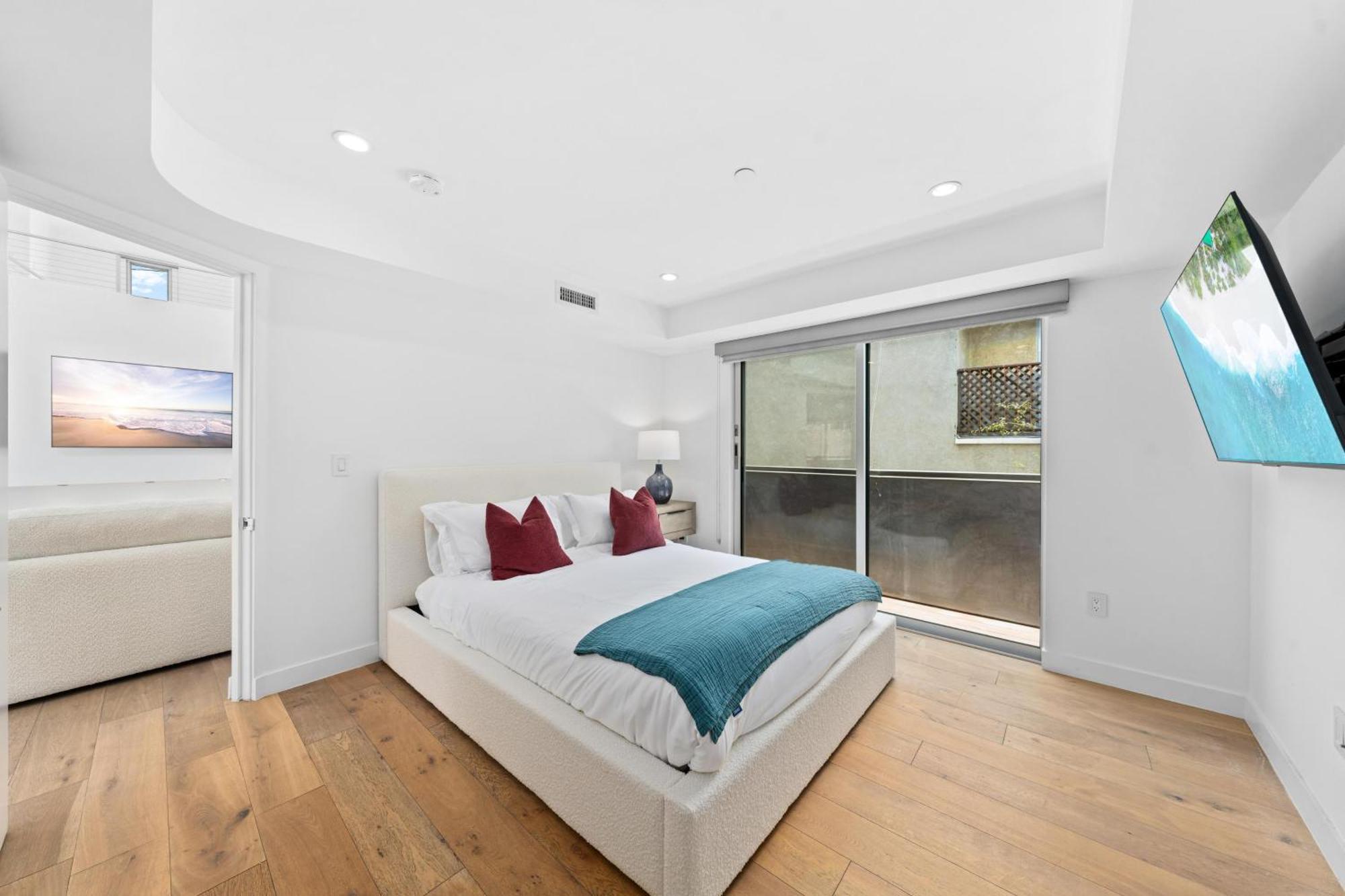 Apartment The Diamond Dune Three Floors Two Balconies Bbq Los Angeles