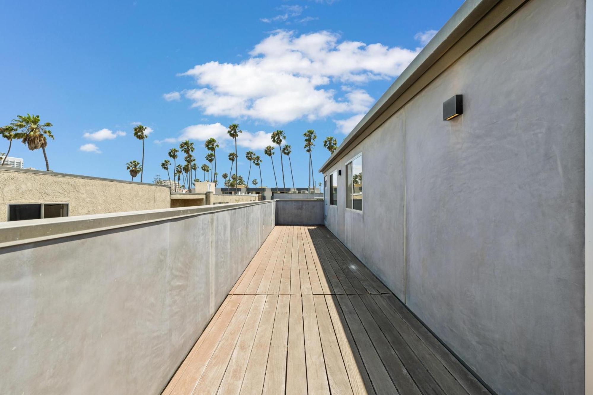 The Diamond Dune Three Floors Two Balconies Bbq *